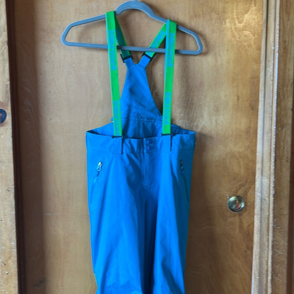Marmot Ski Pants. Medium